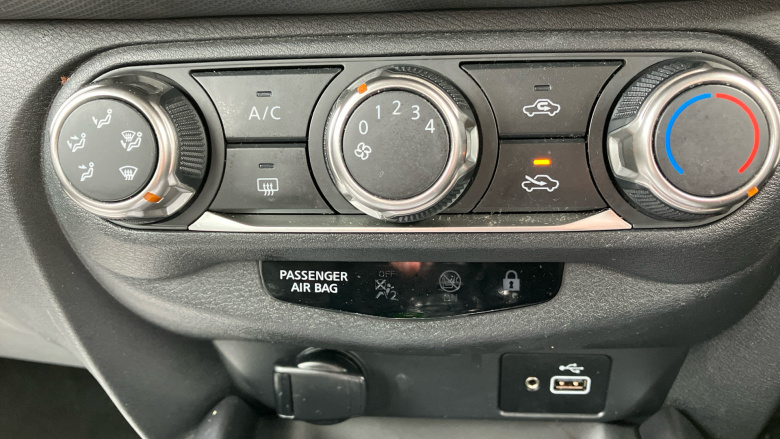 Nissan Juke 1.0 DiG-T 114 Acenta 5dr Petrol Hatchback